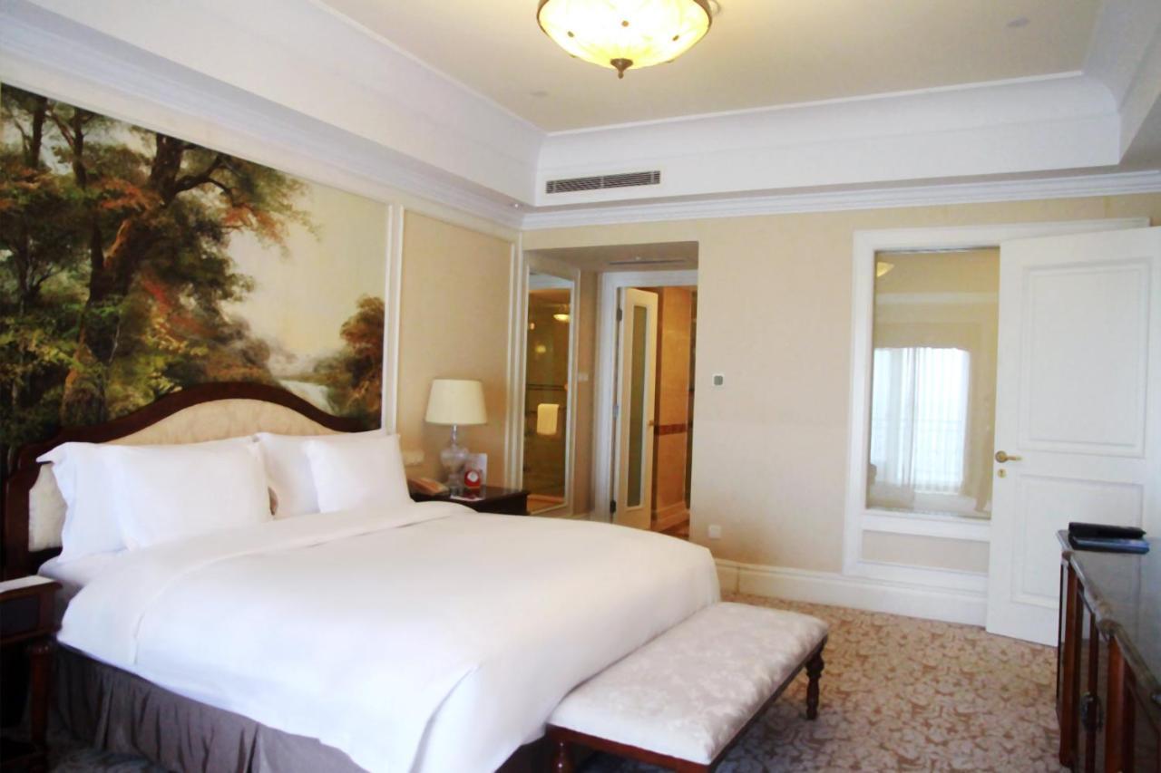 Crowne Plaza Ocean Spring Resort By Ihg Jimo ภายนอก รูปภาพ
