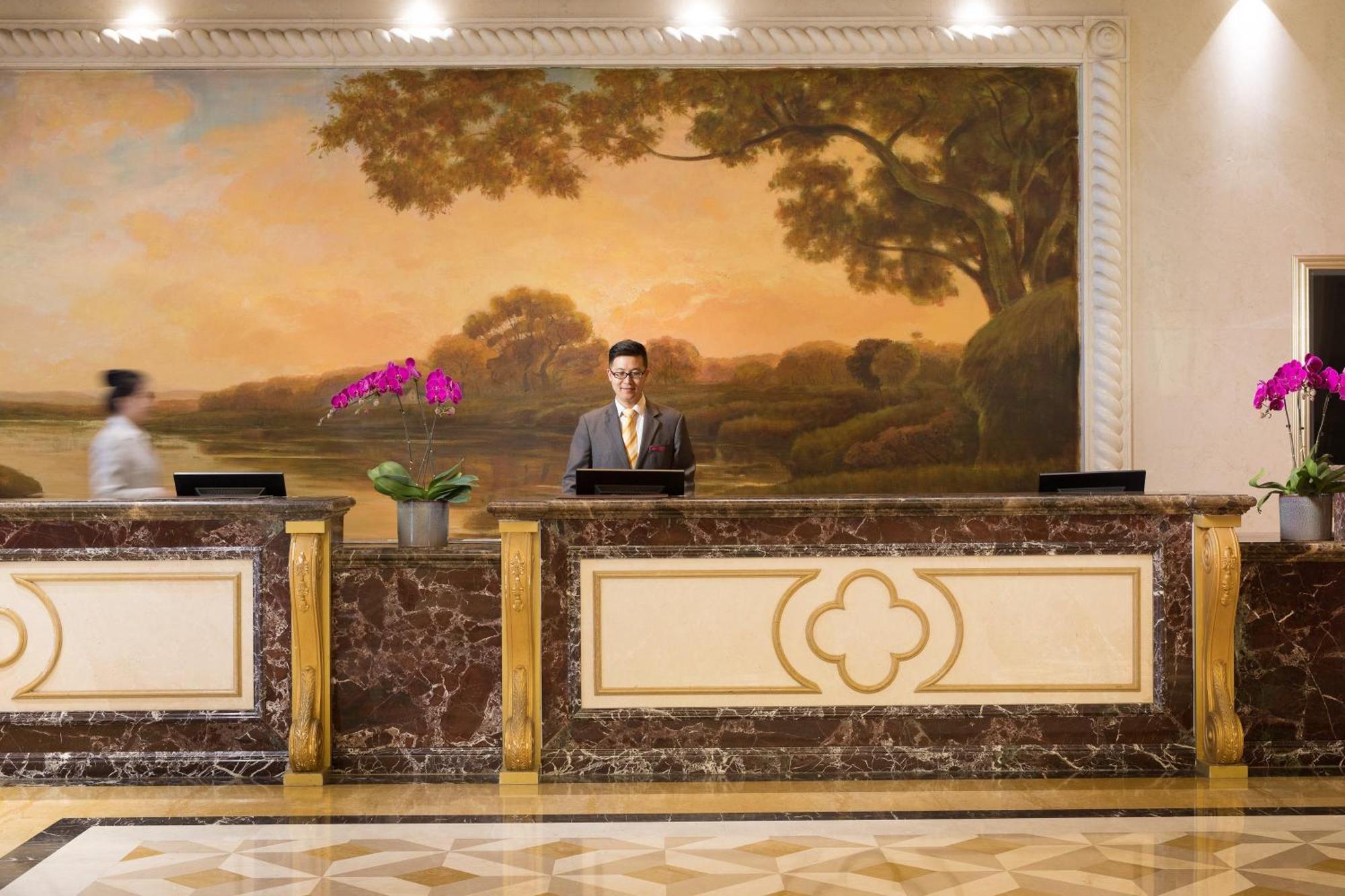 Crowne Plaza Ocean Spring Resort By Ihg Jimo ภายนอก รูปภาพ